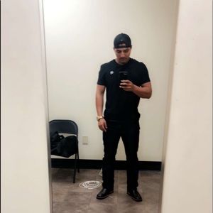 Meet your Posher, Luis